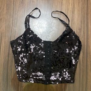 GUESS crop top